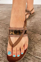Load image into Gallery viewer, Raw Hem Leopard Clip Toe Sandals
