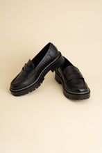 Load image into Gallery viewer, Eureka Classic Loafers
