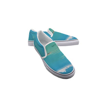 Load image into Gallery viewer, Women&#39;s Slip On Sneakers 84 blue abstract, print
