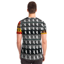 Load image into Gallery viewer, Skateboard art print  pocket T-shirts
