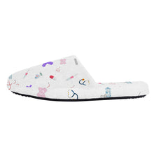 Load image into Gallery viewer, Nurses/Doctors print D35 Slippers unisex

